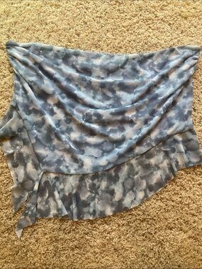 Full Tilt Light Blue Floral Paisley Women’s Casual Crop Top with Fringe